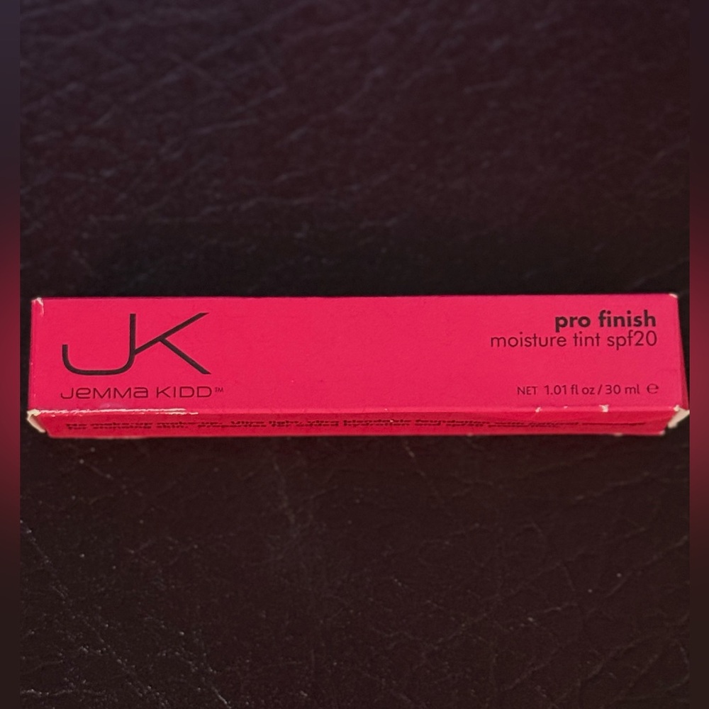 Jemma Kidd Pro Finish Moisture Tint SPF20 01 Fair Tinted Moisturizer New in Box